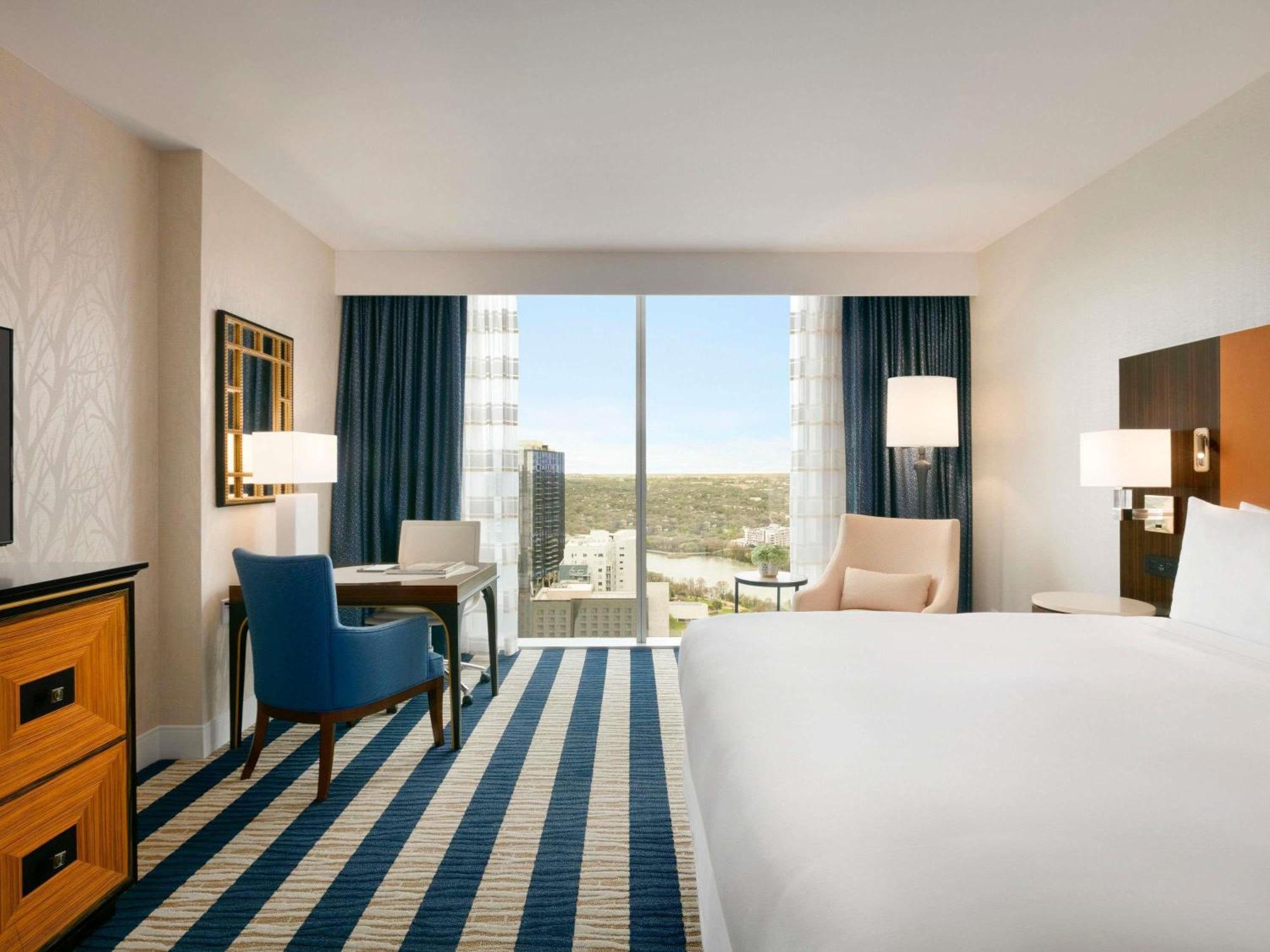 Fairmont King Room Hearing Accessible
