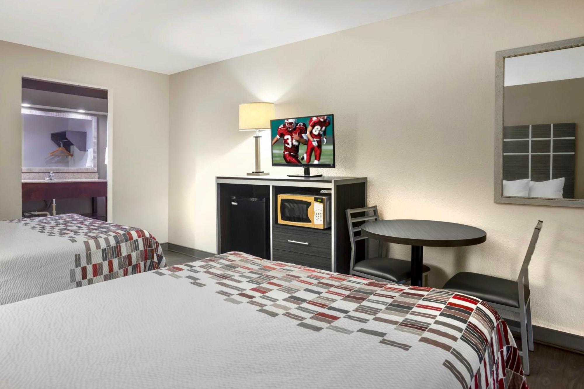 Deluxe Queen Room Two Queen Beds Non-Smoking