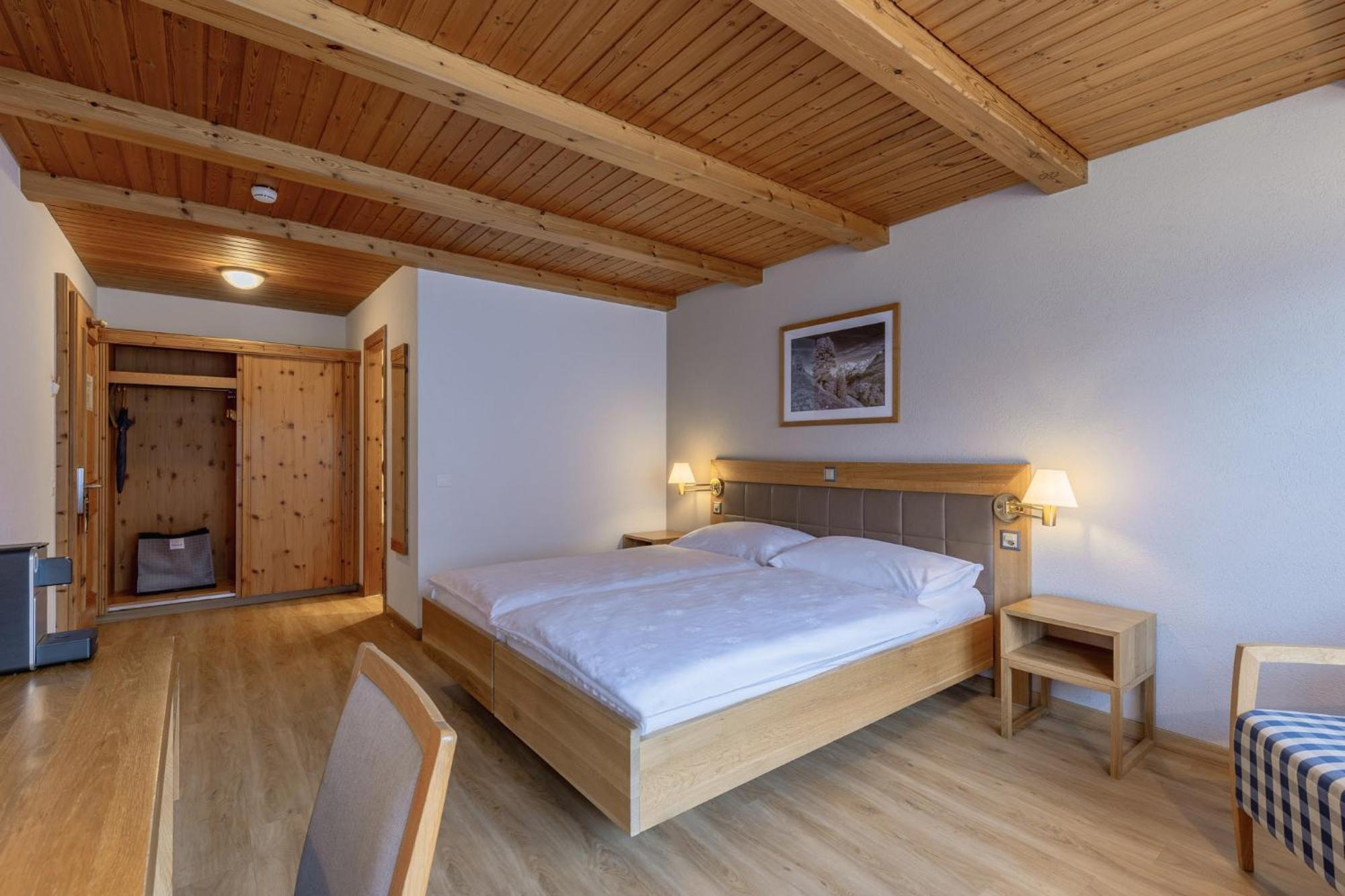 Double Room Eiger Mountain View