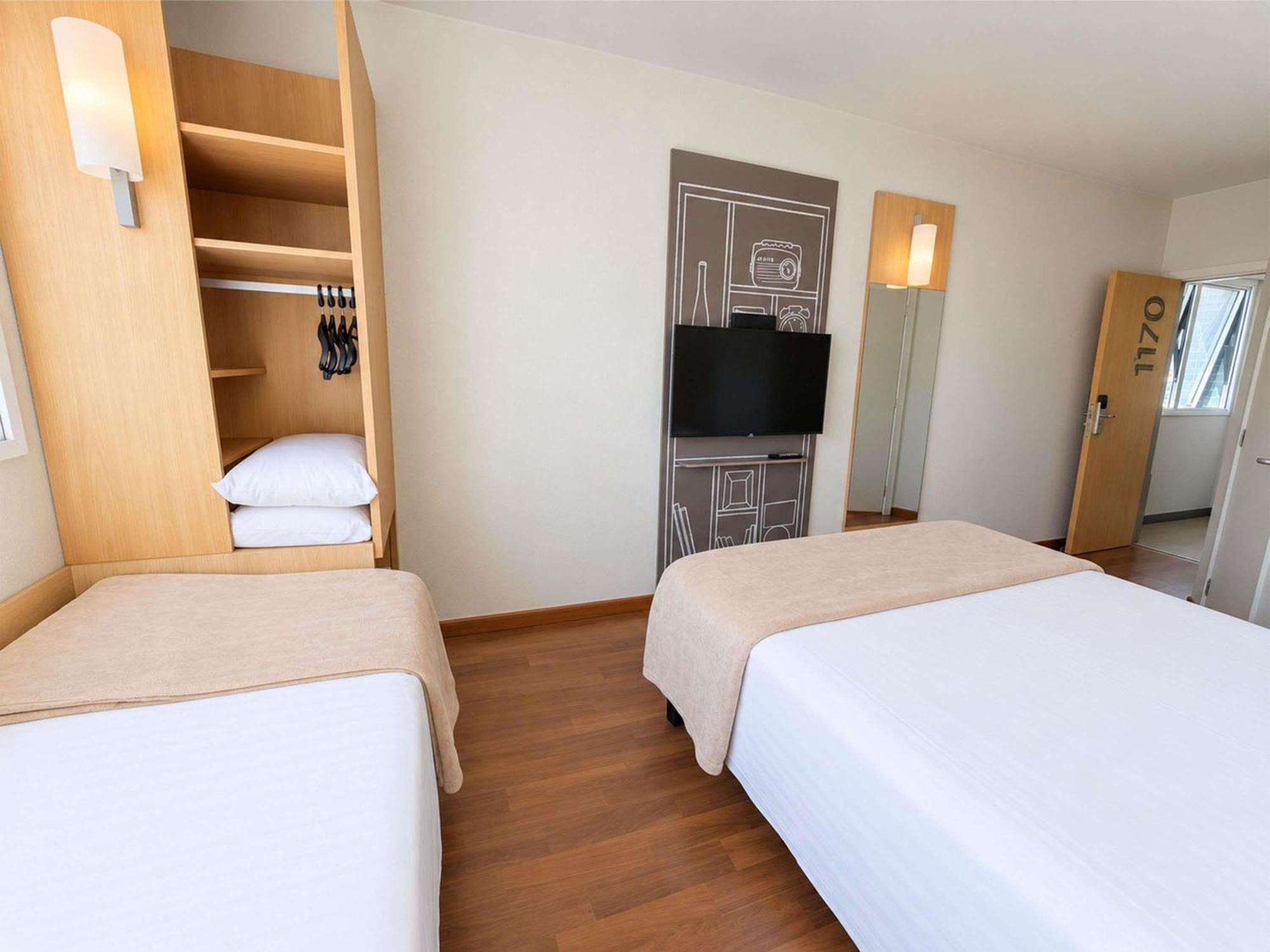 Standard Room 2 Single Beds