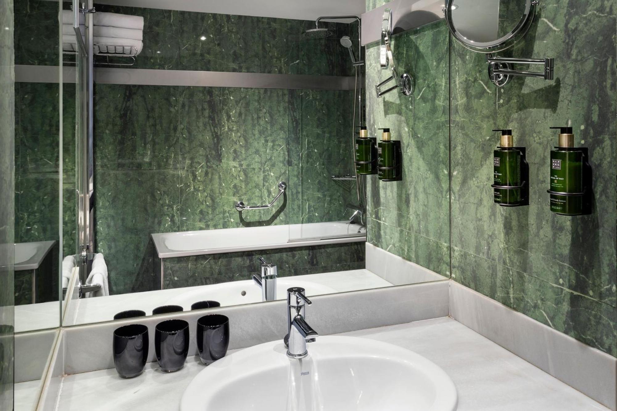 Melia Triple Room