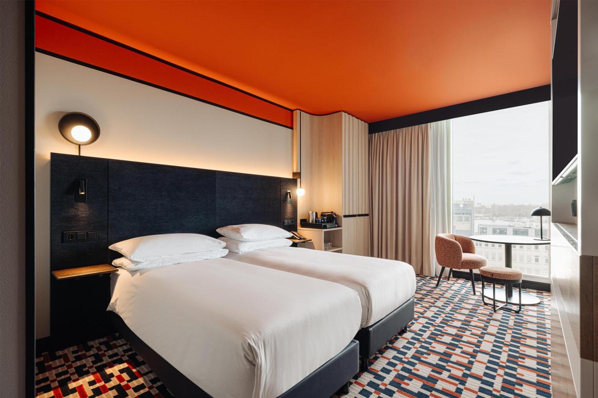 Twin Room Higher Floor