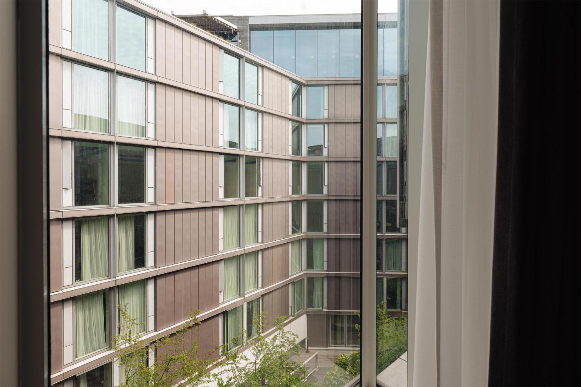 King Room Courtyard View