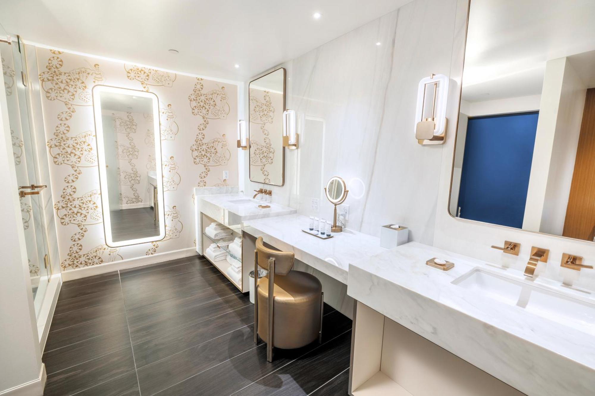 Circa Suite