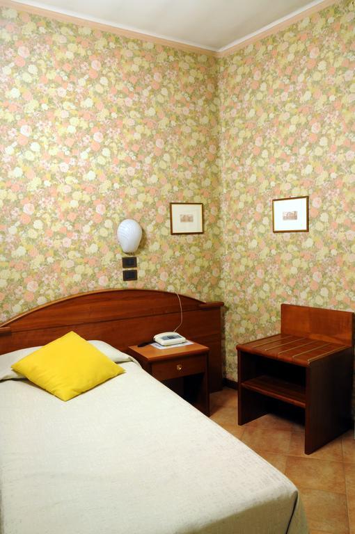 Classic Single Room,217183013:JPEG