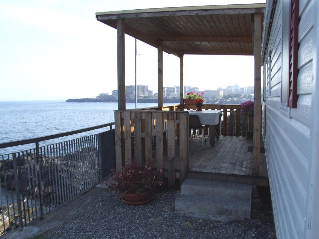 Mobile Home Sea View