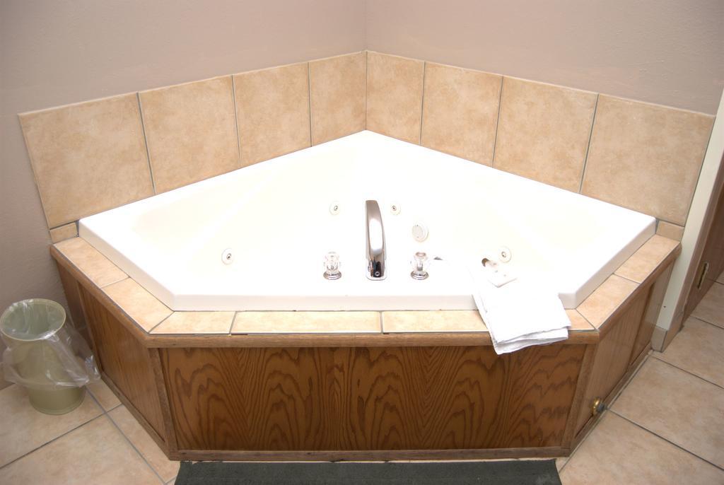 King Room Spa Bath Non-Smoking
