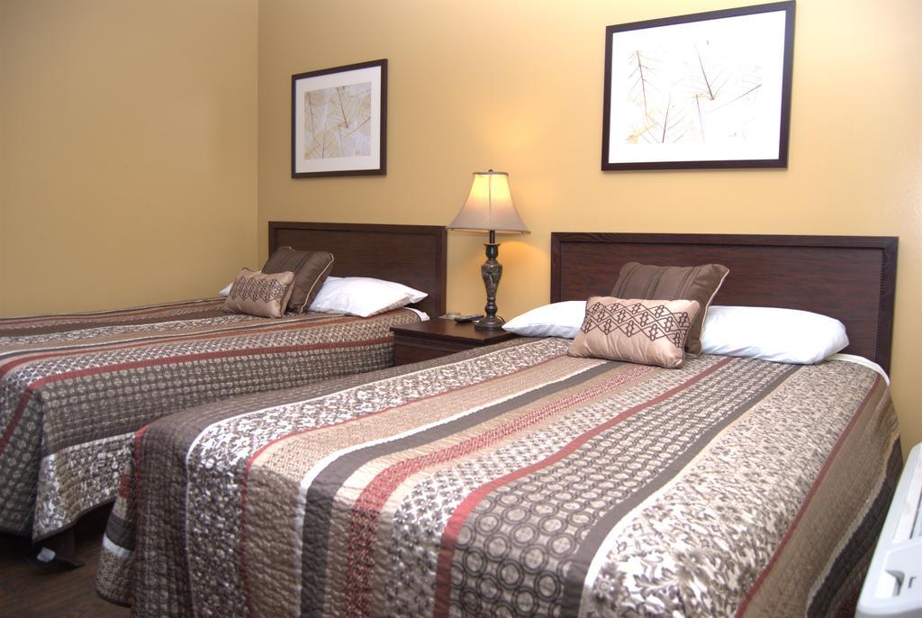 Two Double Beds Exterior Door Smoking