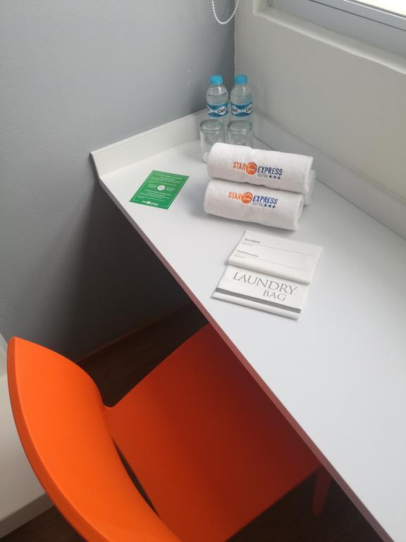 Queen Room,711560593:JPEG