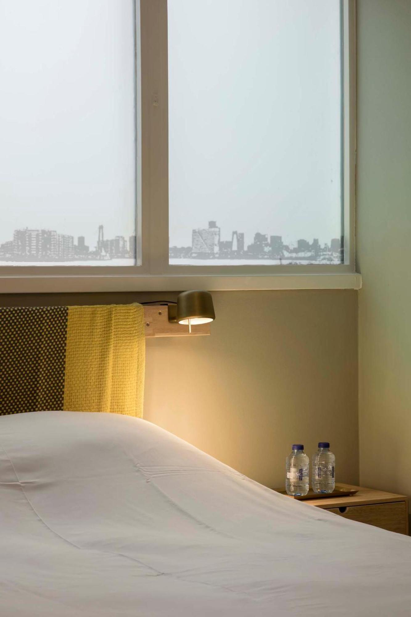 Double Room No Window