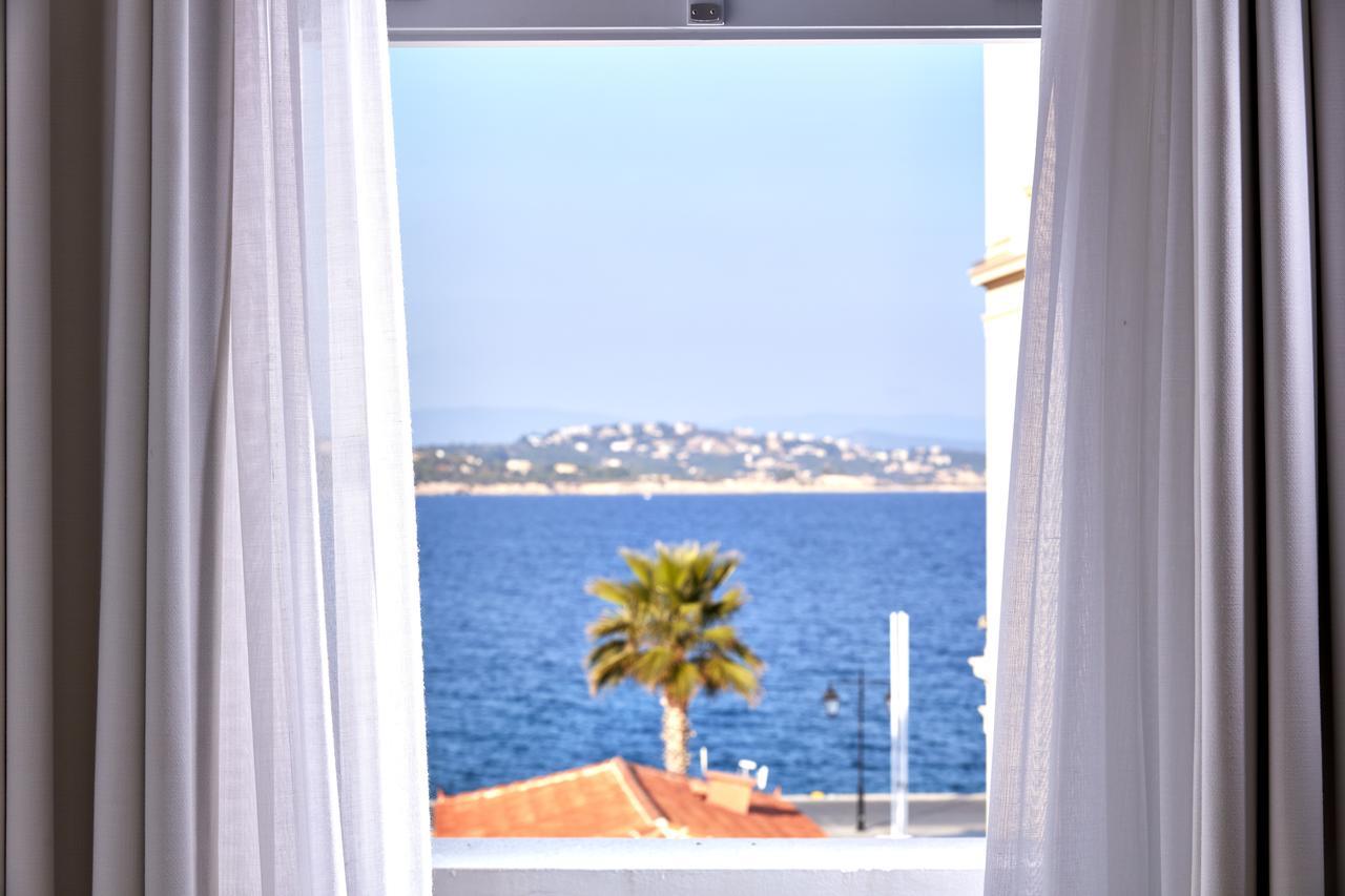 Deluxe Double Room Partial Sea View