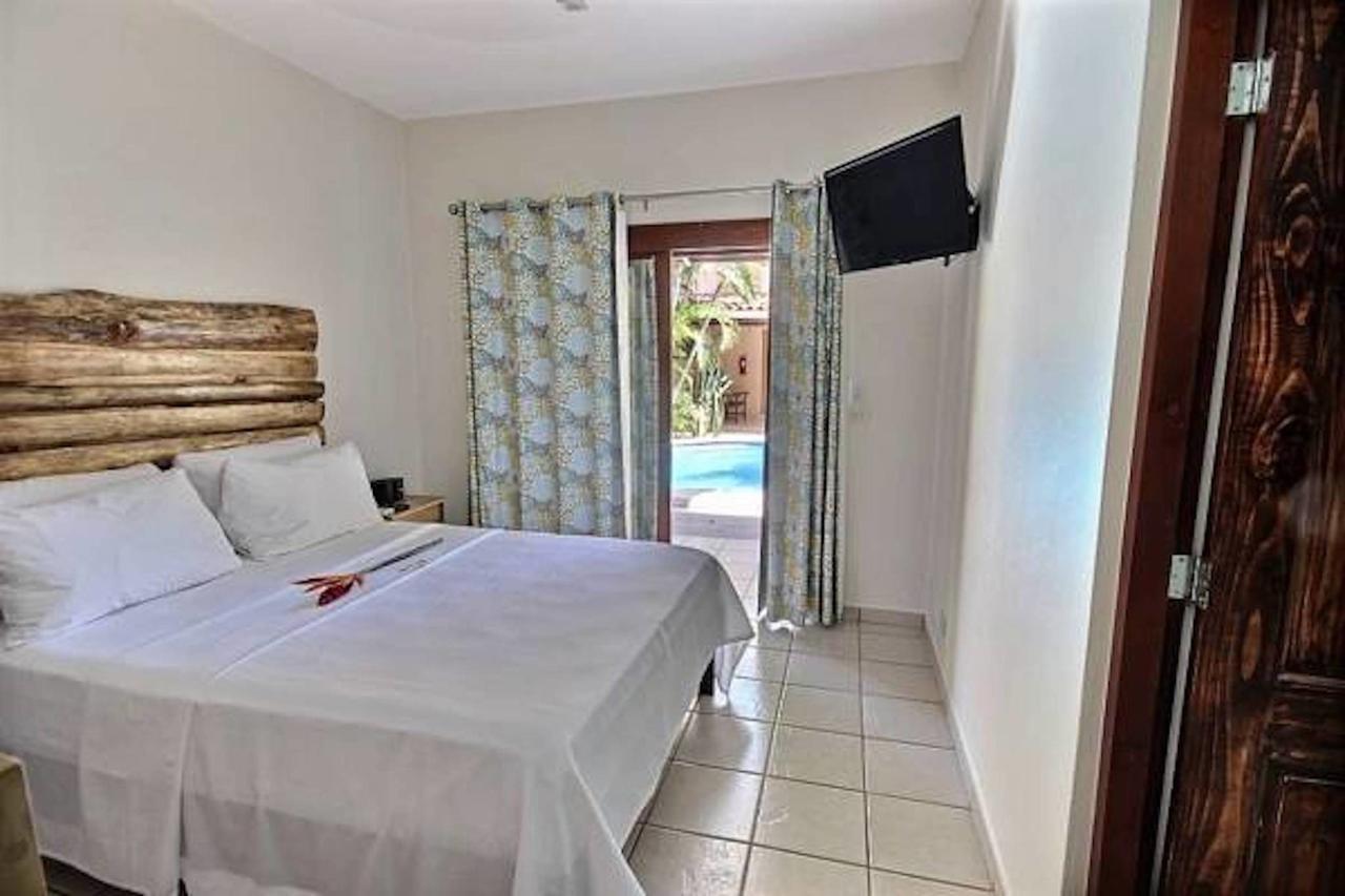 Poolside Quadruple Room