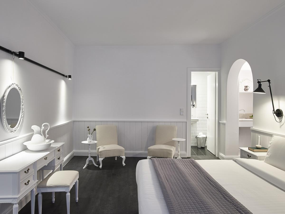 Deluxe Double Room Oia Castle