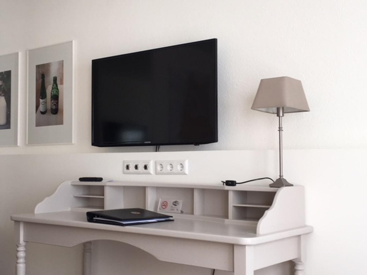Standard Double Room,643762383:JPEG