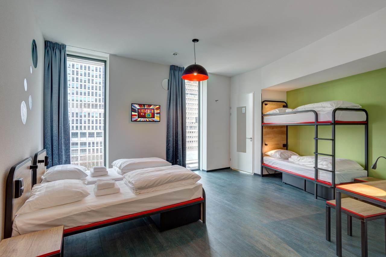 Bed 4-Bed Mixed Dormitory Room
