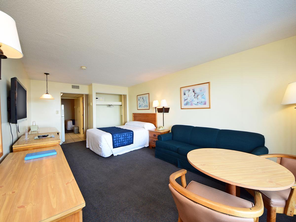2 Room Oceanfront Efficiency Suite with 2 Queen Beds and 1 Sleeper Sofa - T1,974798284:JPEG