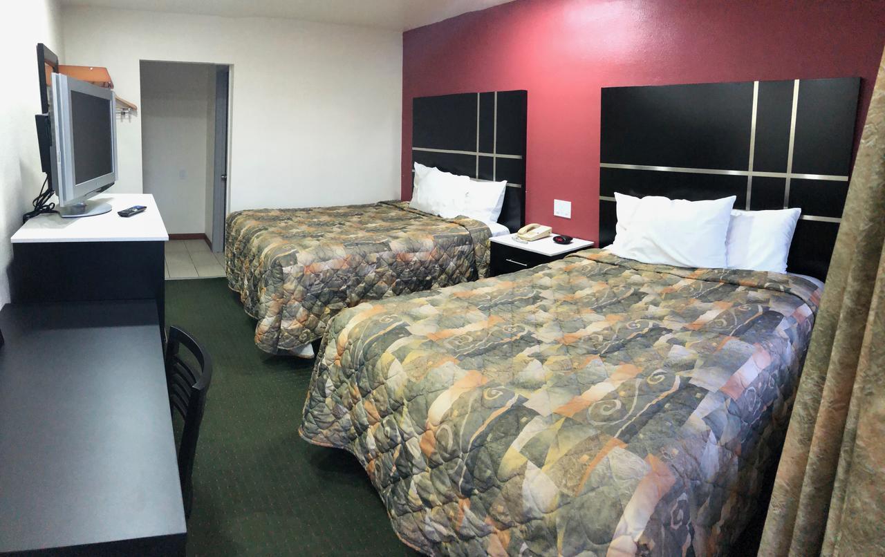 Queen Room with Two Queen Beds - Non-Smoking