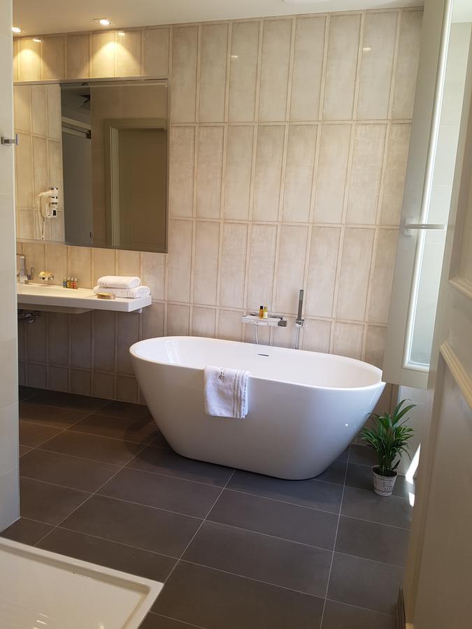 Deluxe Double or Twin Room Sea View