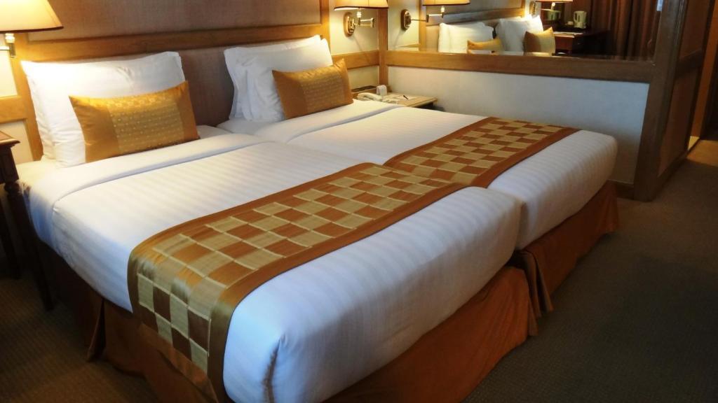 Two-Bedroom Suite,328428190:JPEG