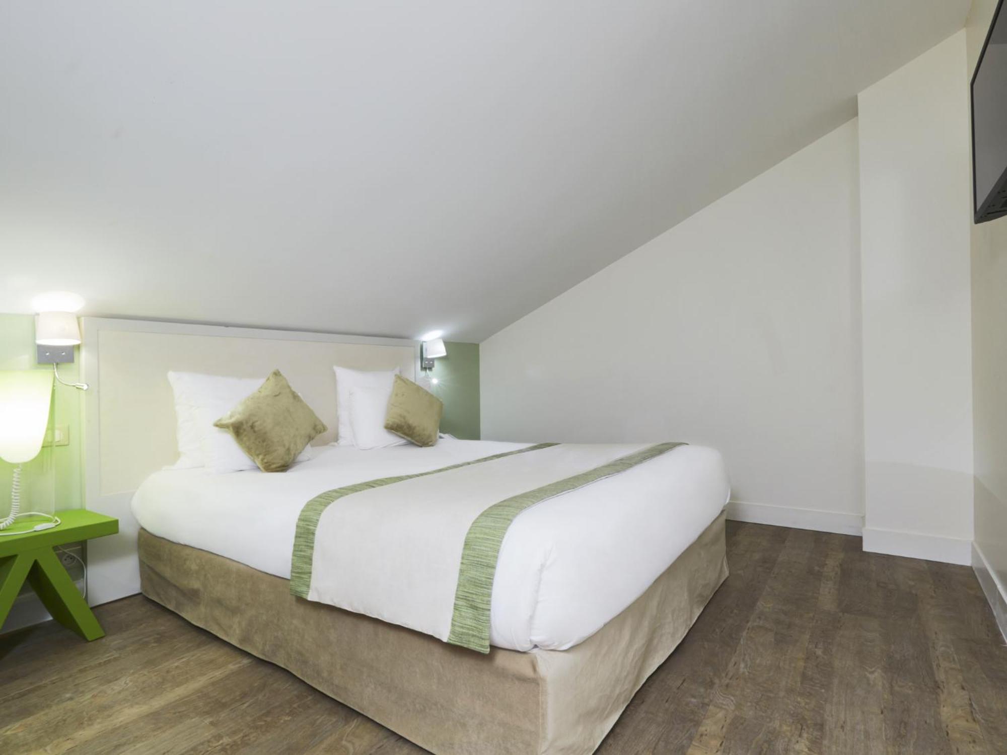 Superior Room 1 Double Bed 1 Single Bed