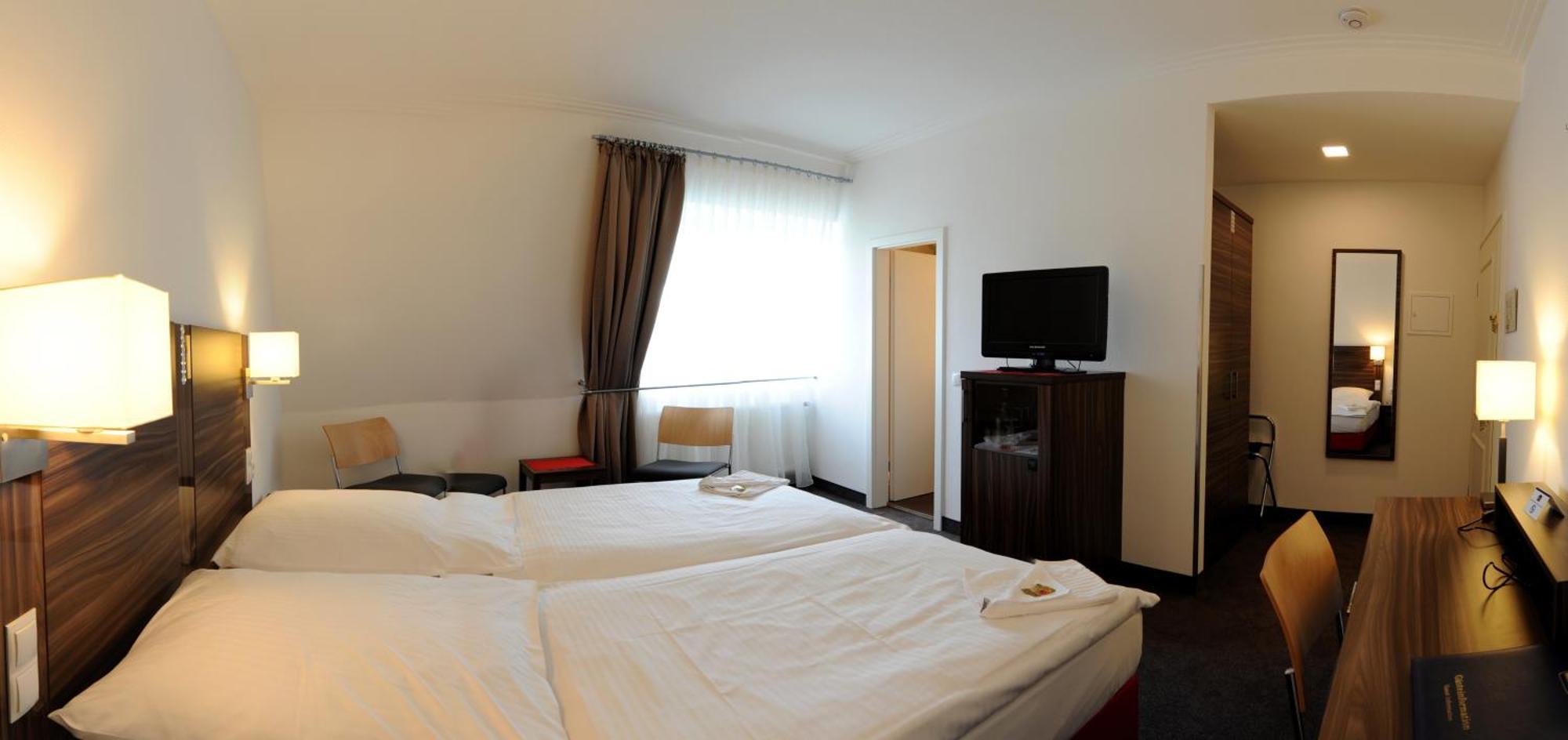 Comfort King Room