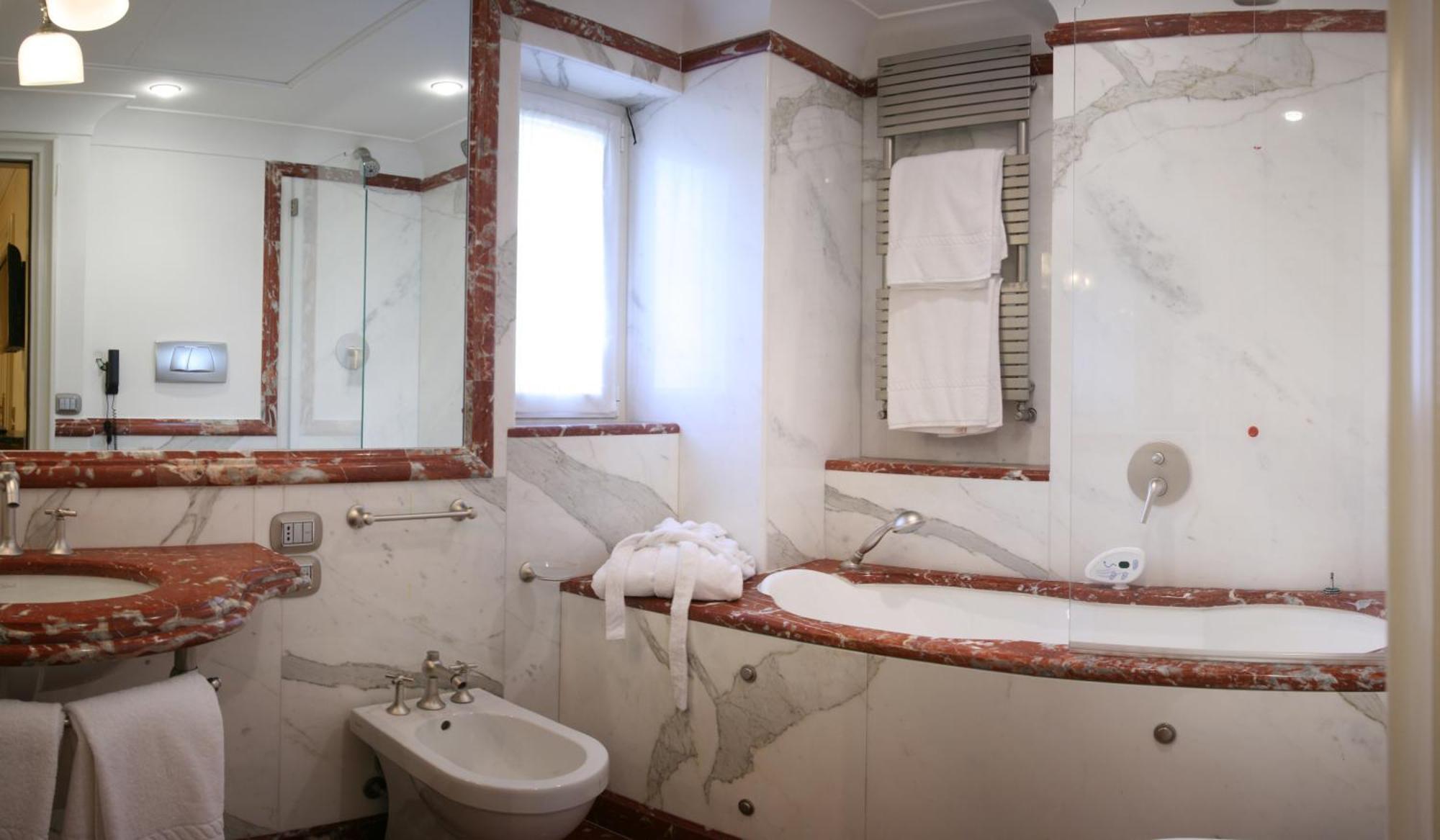 Superior Junior Suite