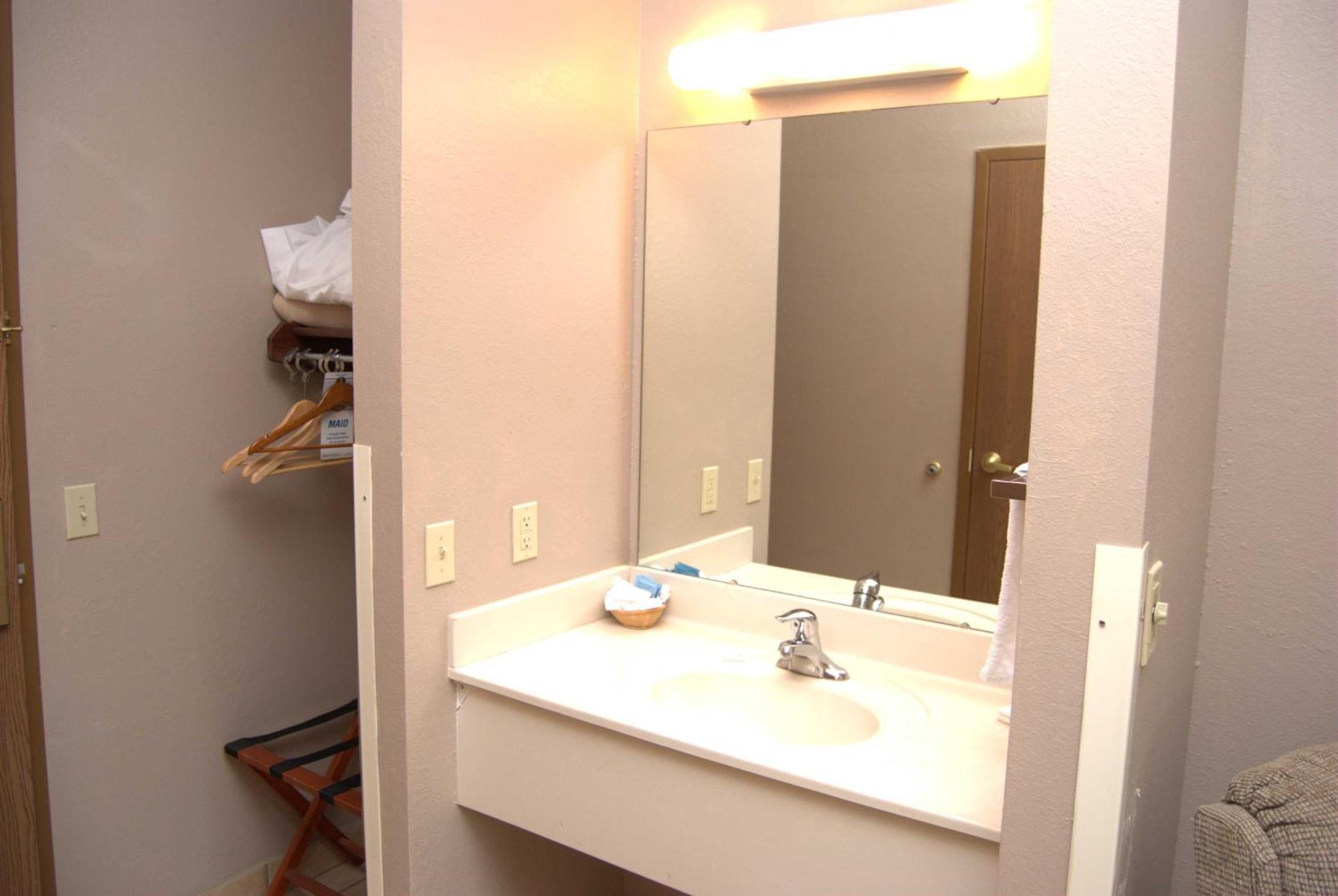 King Room Spa Bath Non-Smoking