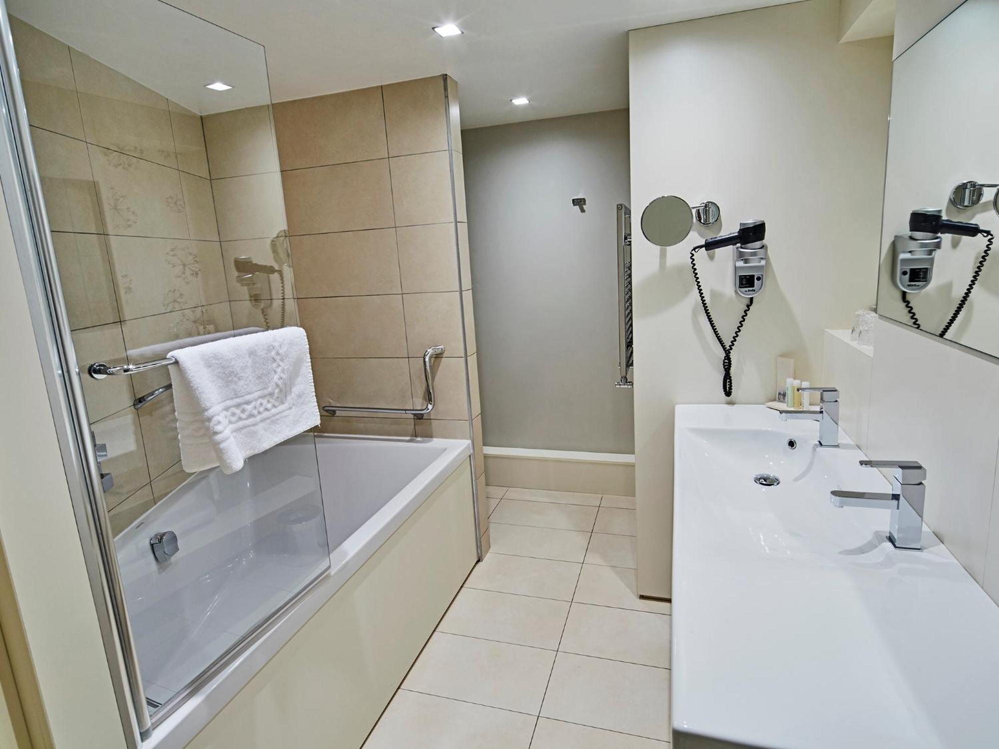 Standard Queen Room,1697860589:JPEG