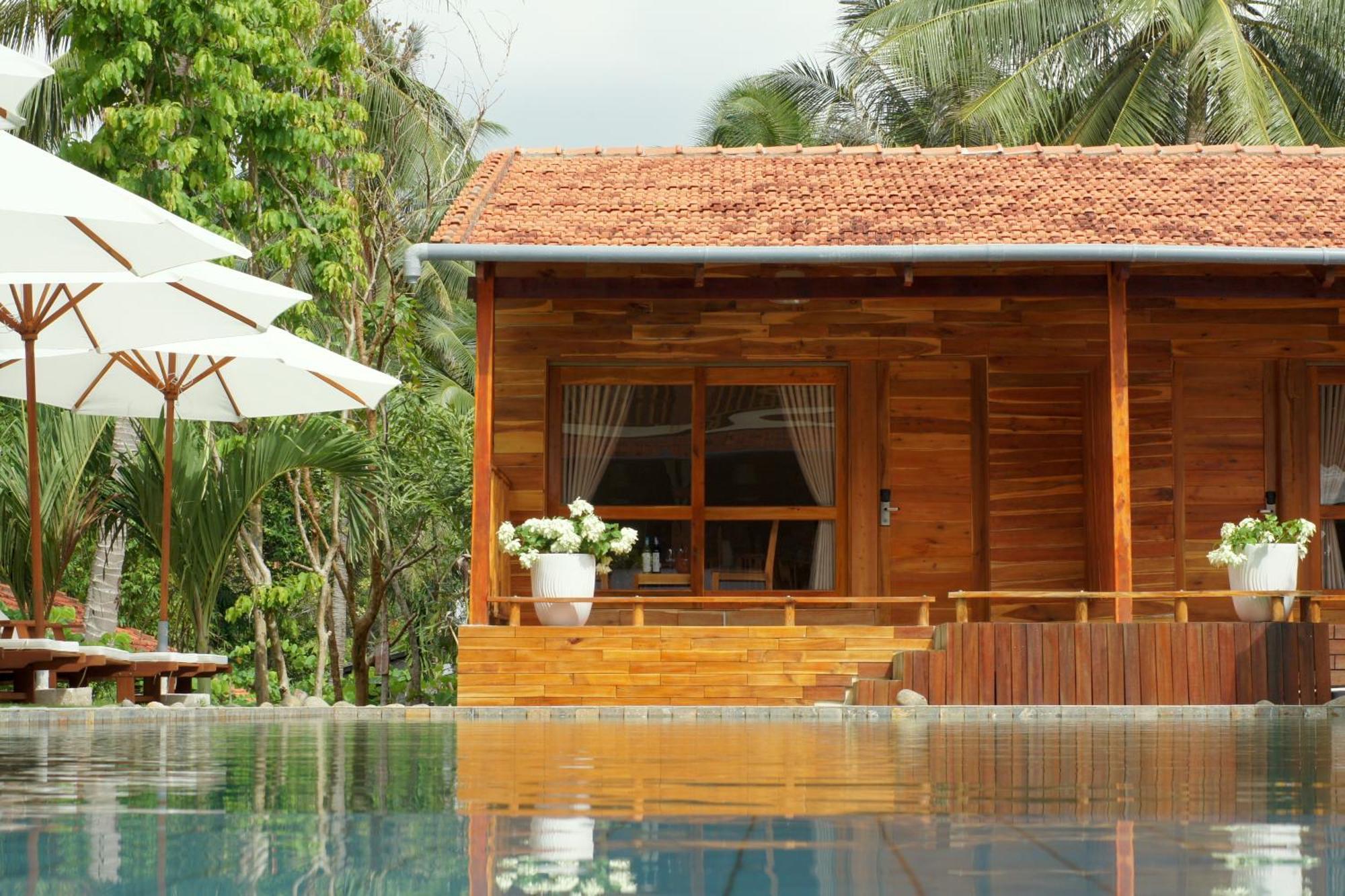Pool Side Bungalow