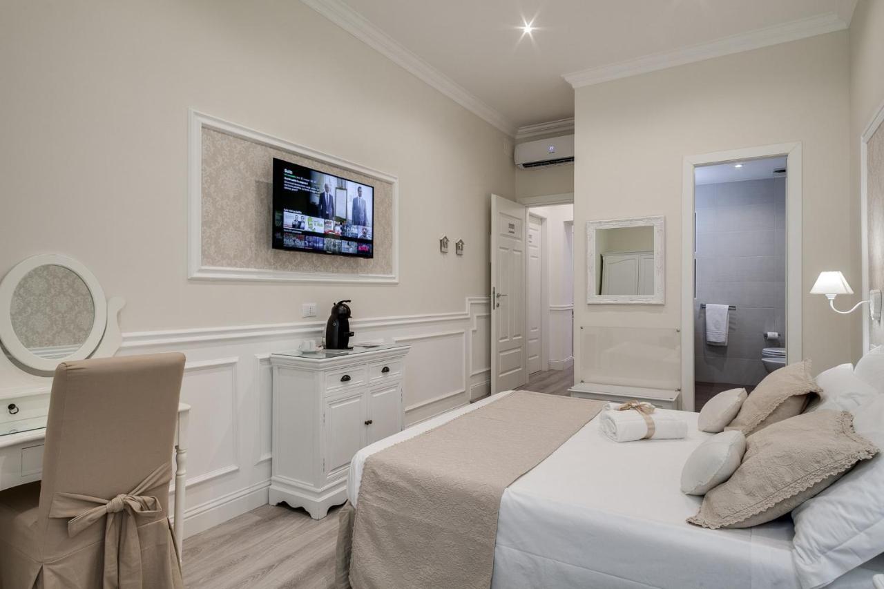 Standard Double Room,739965898:JPEG