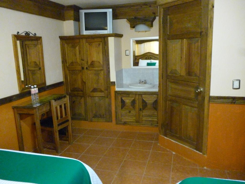 Double Room,334456147:JPEG