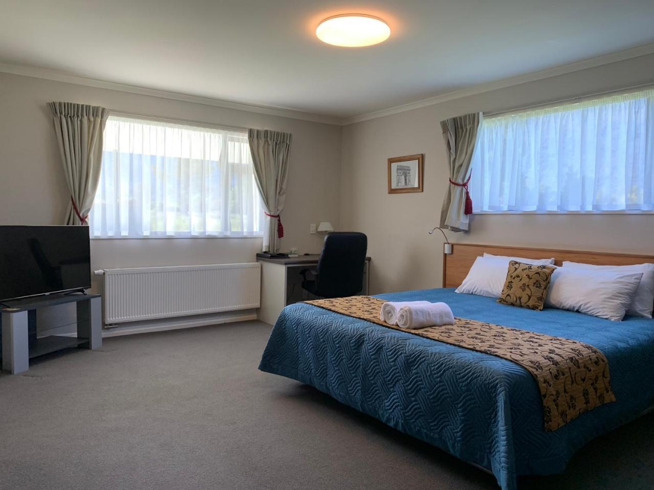 Super King Spa Suite