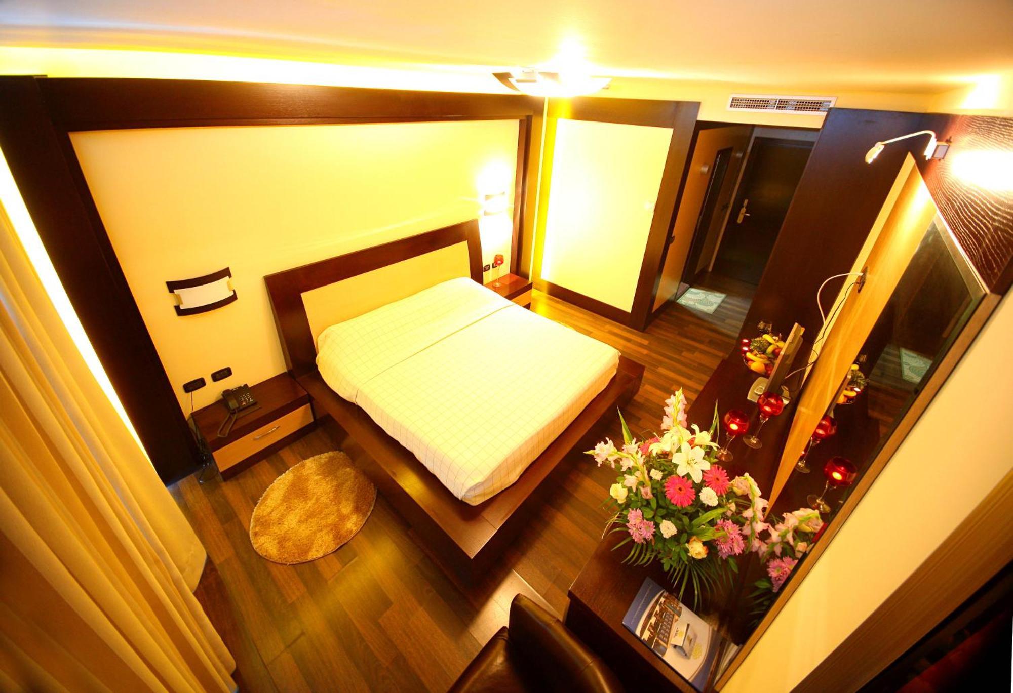 Standard Double Room,816825068:JPEG