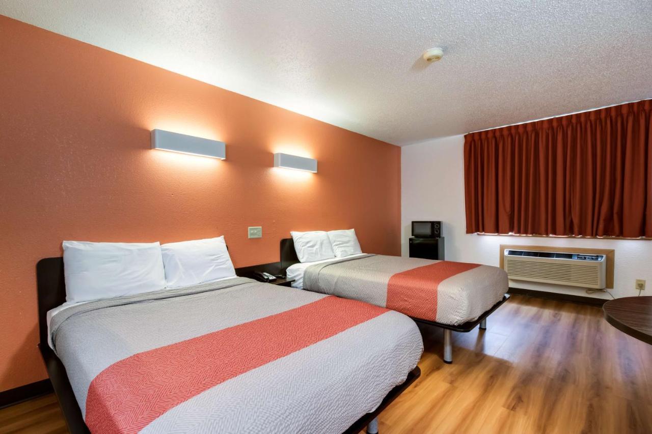 King Room with Two King Beds - Non-Smoking