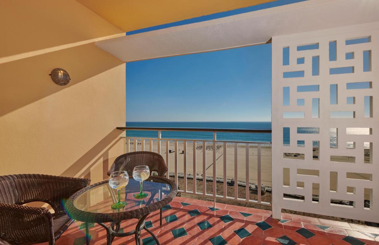 Superior Twin Room Balcony Sea View