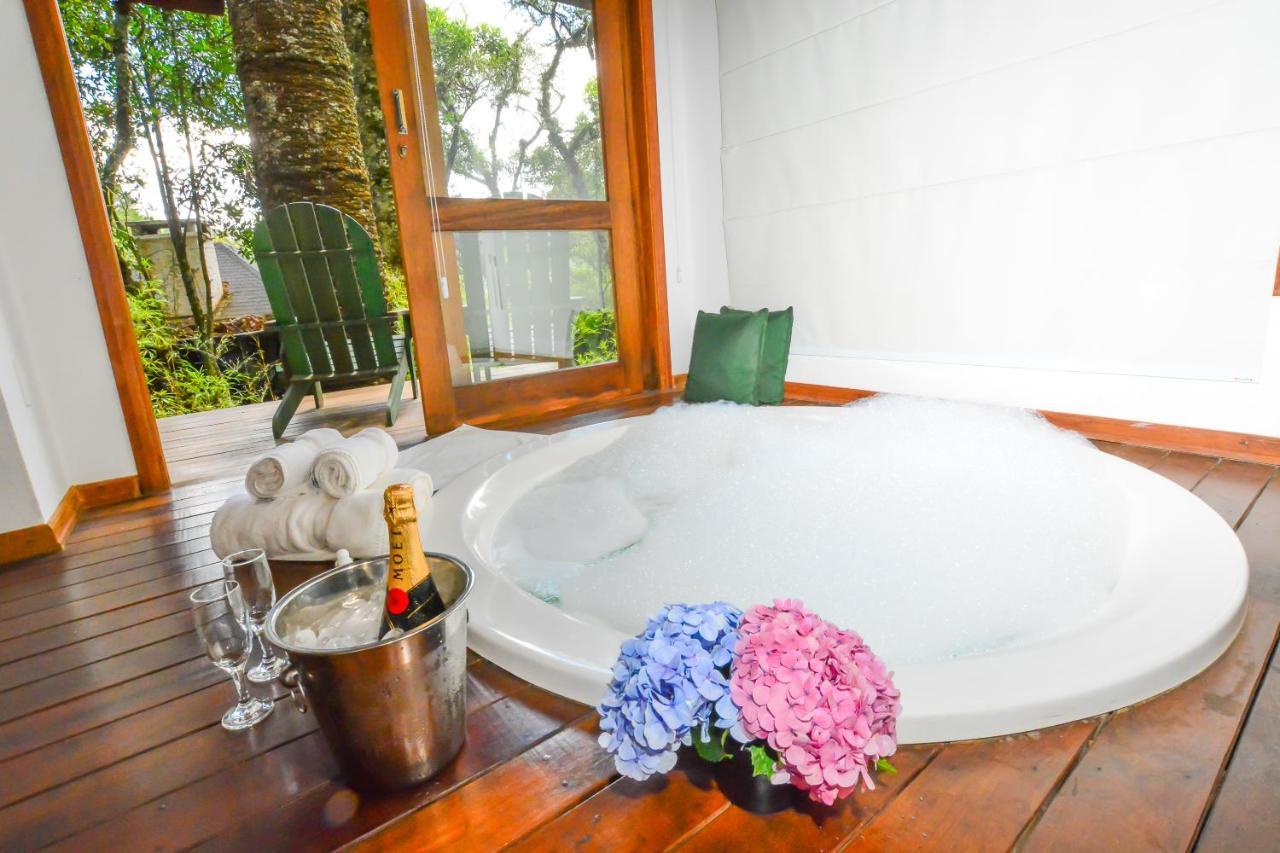 Prime Chalet Spa Bath Garden View