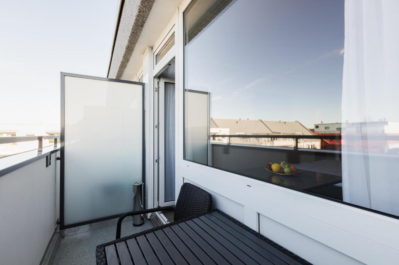 Double Room Balcony Kitchen