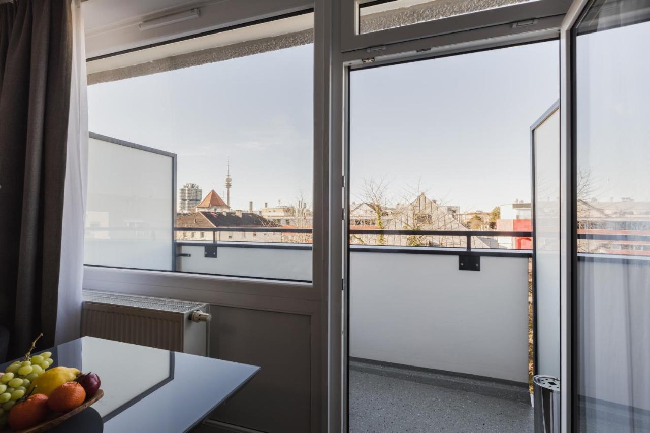 Double Room Balcony Kitchen