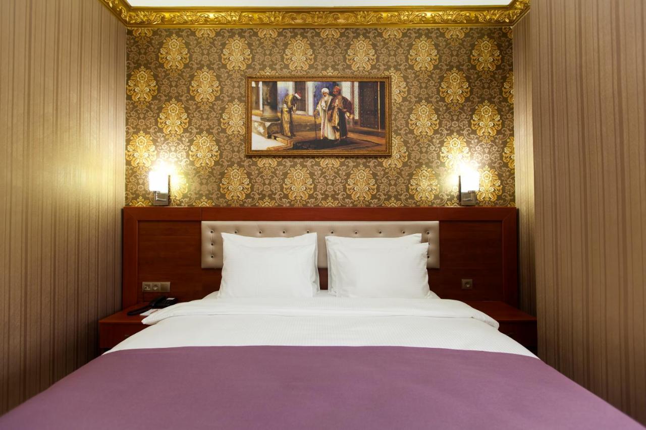 Standard King Room