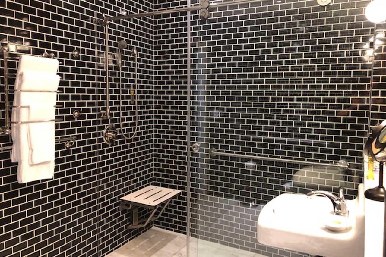 Deluxe Room - Disability Access,1435363597:JPEG