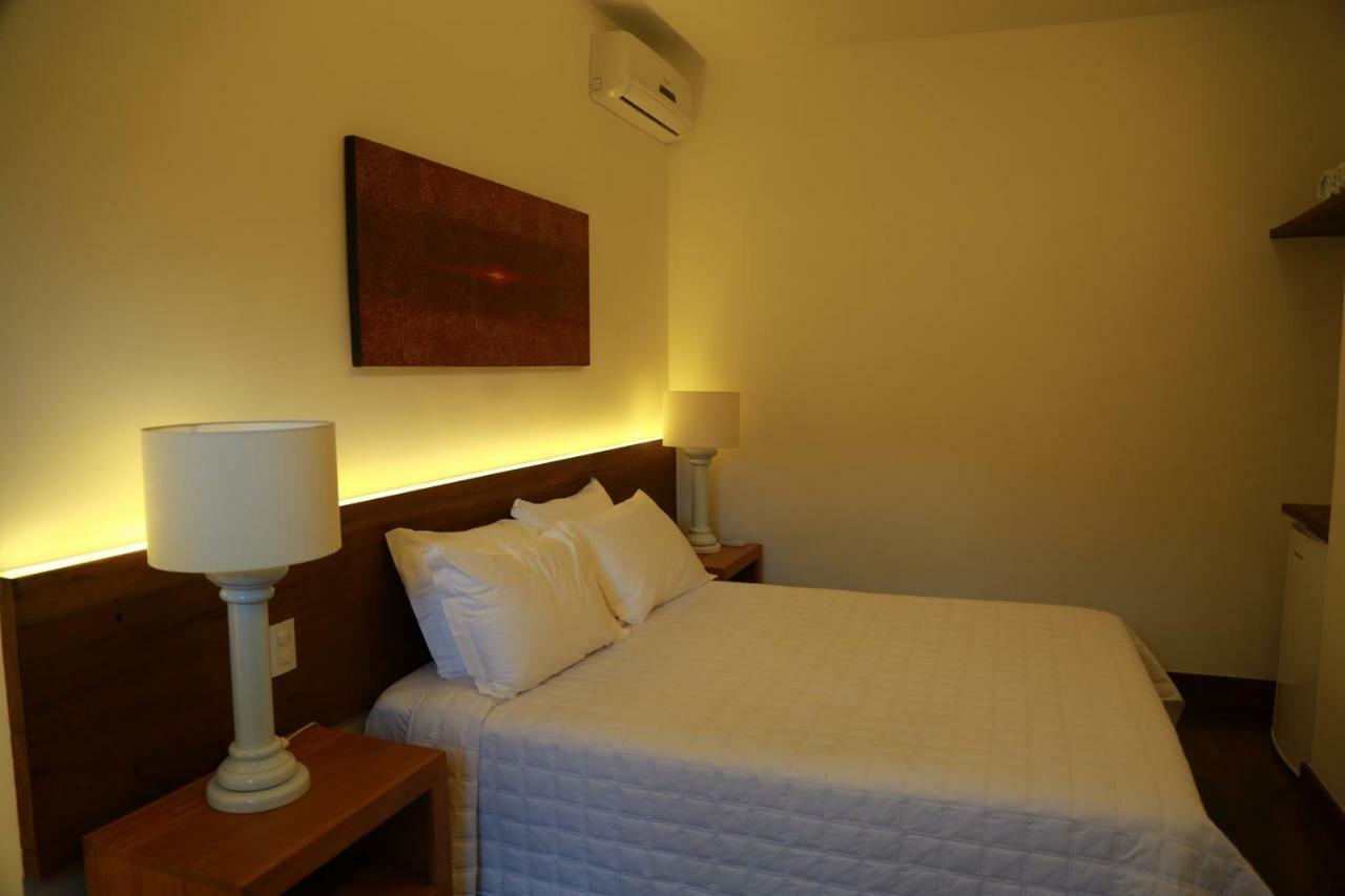 Deluxe Room,785281638:JPEG