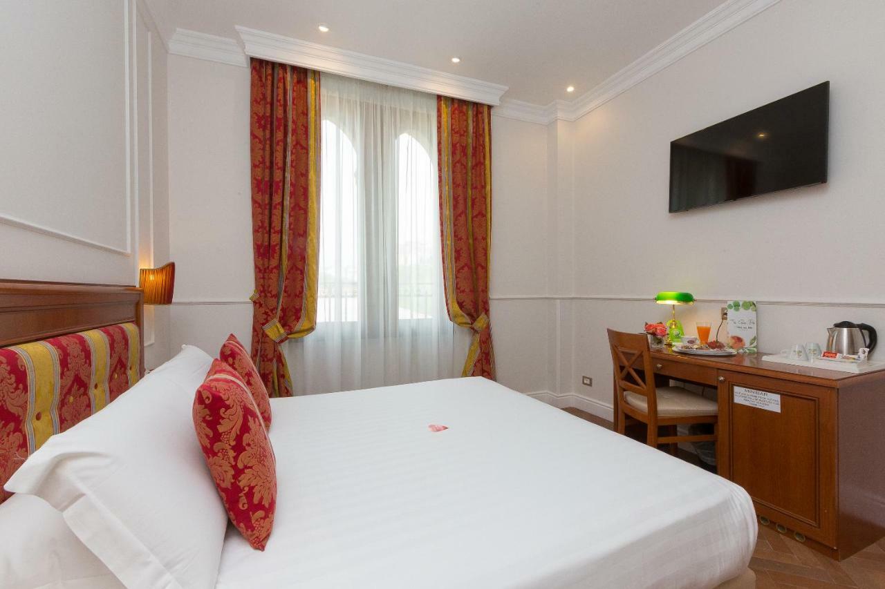 Classic Double or Twin Room