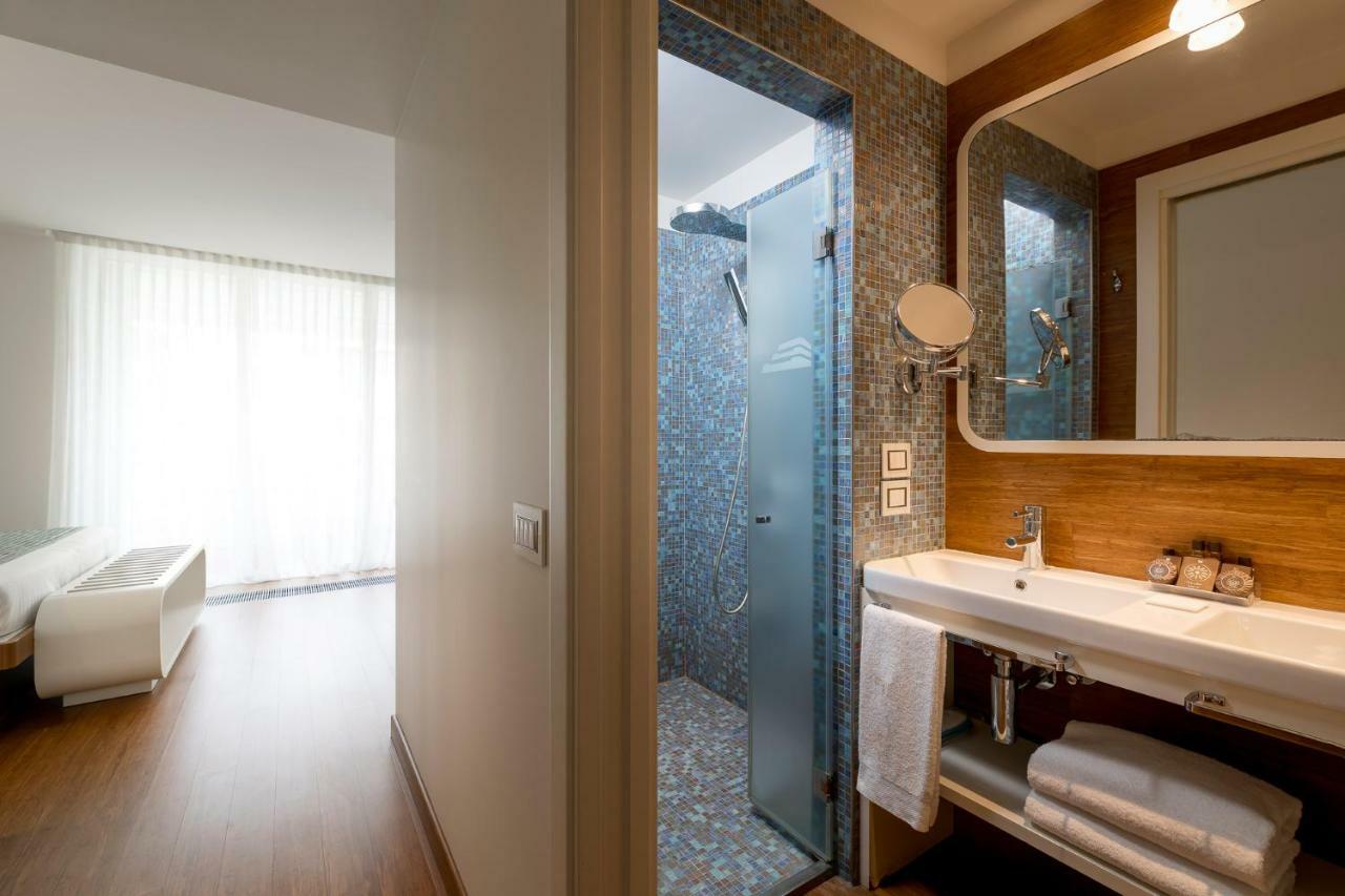 Superior Double Room Partial Sea View