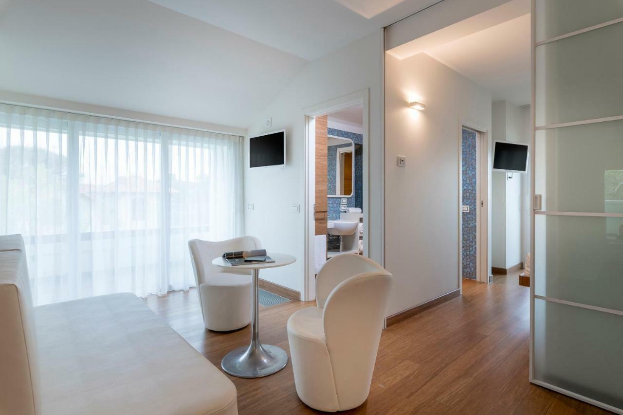 Suite con Vista Mare Parziale