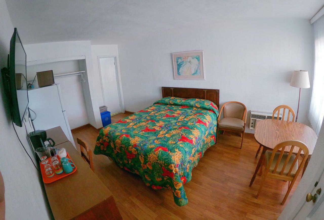 Queen Room,817503932:JPEG