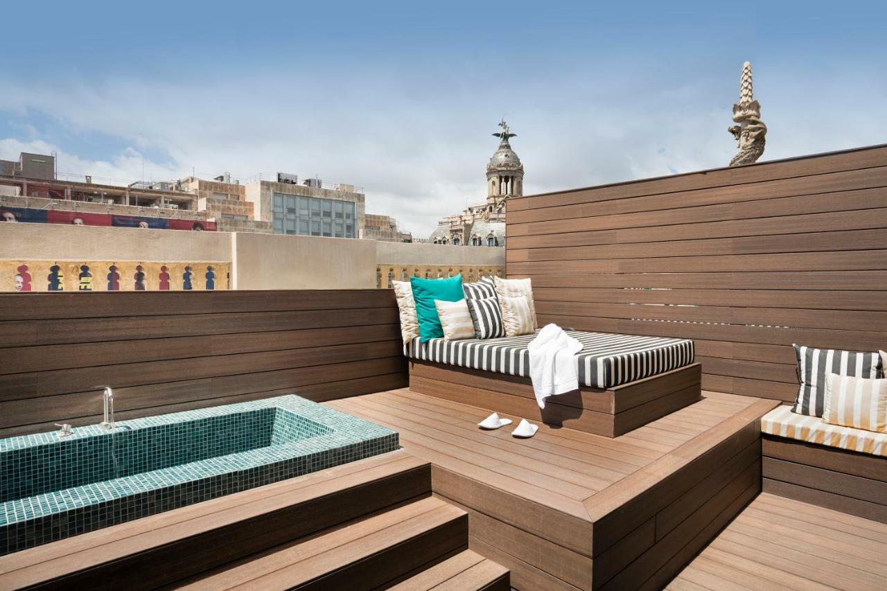 Superior Double Room Exterior Bathtub