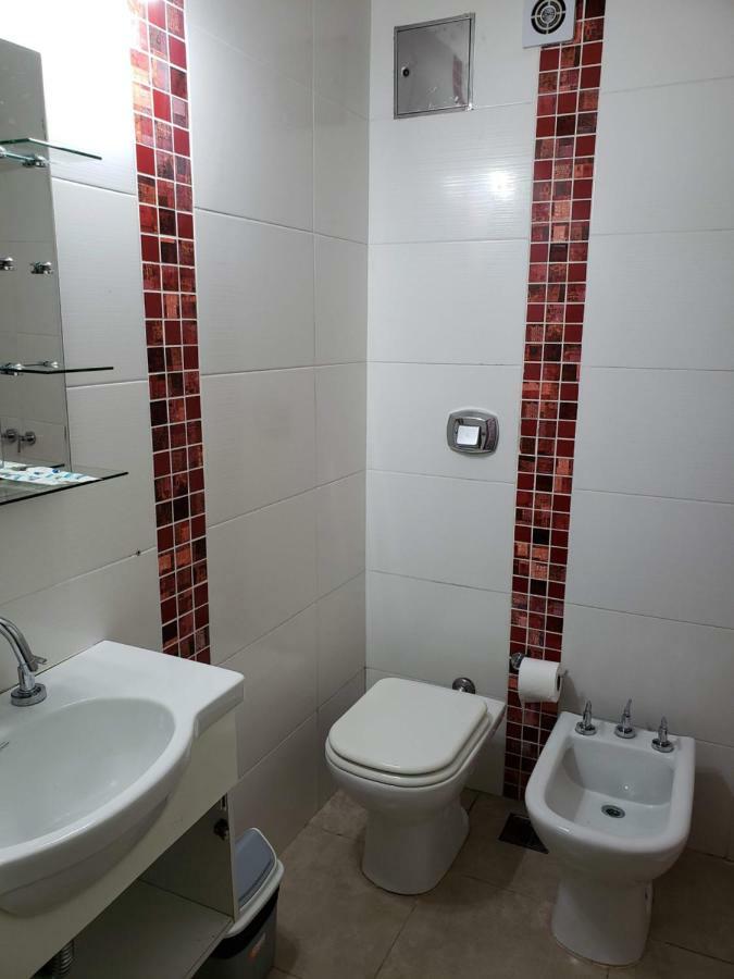 Quarto com 2 Camas de Solteiro
