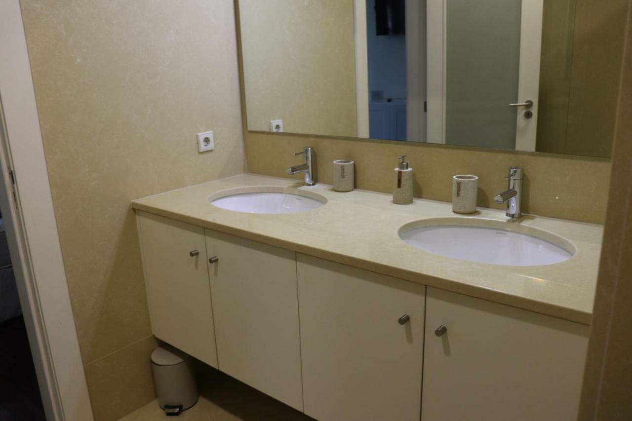 Deluxe Double Room Bath