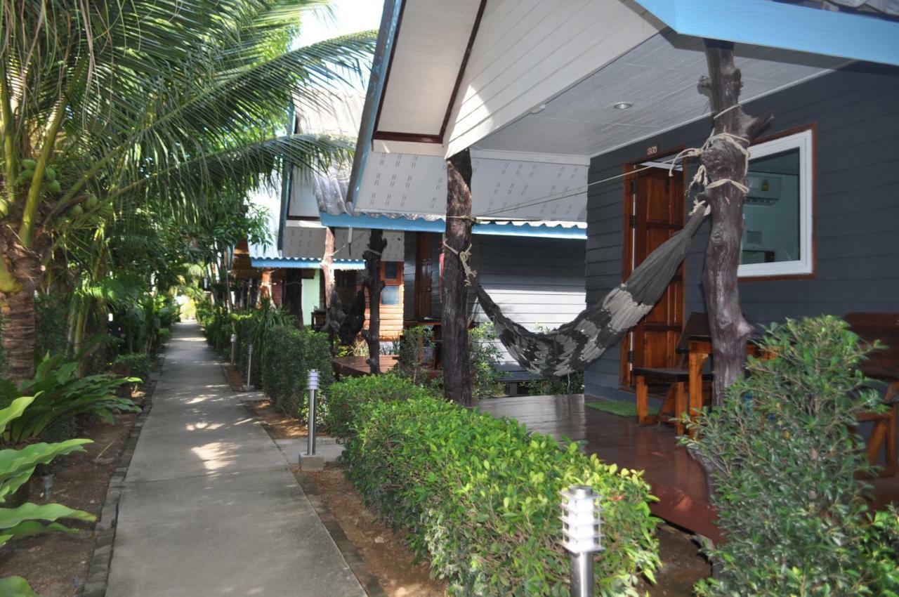 One-Bedroom Bungalow