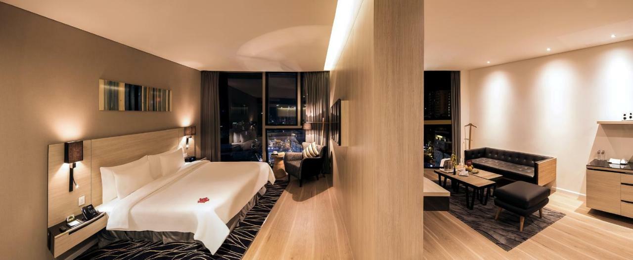 Suite City View